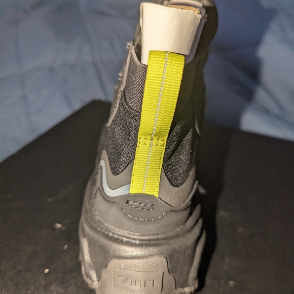 Woman's sorel kinetic boots size 7.5 - Picture 3 of 5